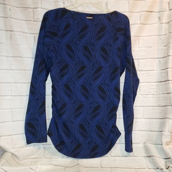 Michael Kors blue and black scoop neck top. - Picture 2 of 5